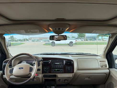 Used 2006 Ford F350 4x4 Crew Cab Super Duty image 23