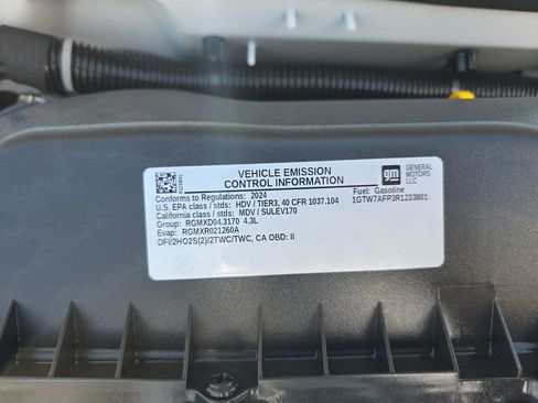 Used 2024 GMC Savana 2500 w/ Driver Convenience Package RWD image 34
