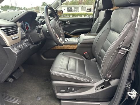 Used 2017 GMC Yukon Denali w/ Open Road Package image 9