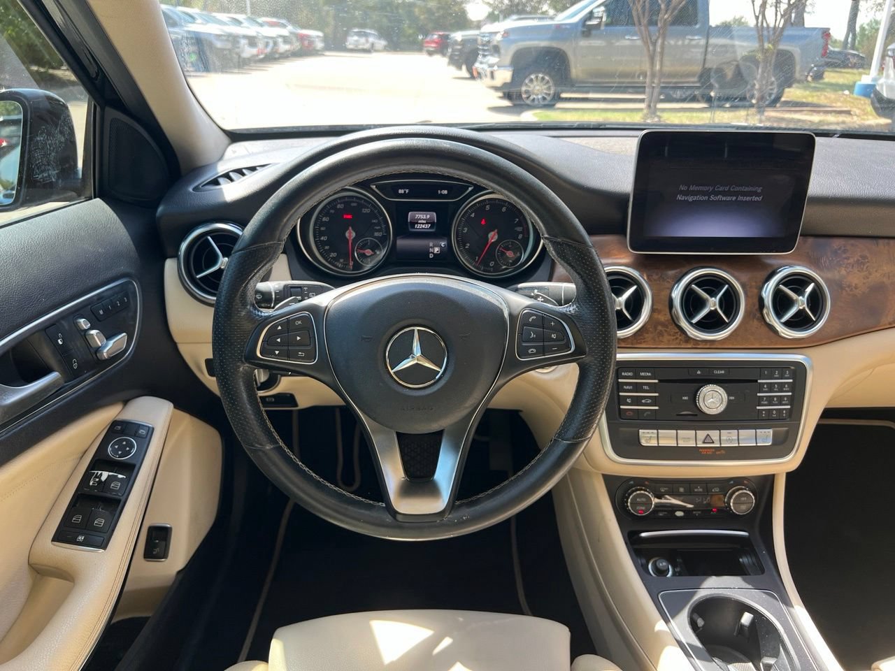 Used 2019 Mercedes-Benz GLA 250 image 14