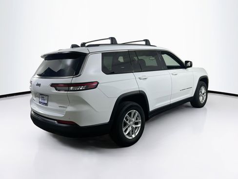 Used 2023 Jeep Grand Cherokee L Laredo w/ Luxury Tech Group I AWD/4WD image 5