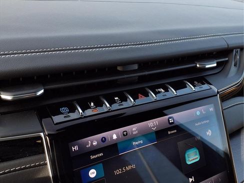 Used 2022 Jeep Grand Cherokee Limited 4xe image 10