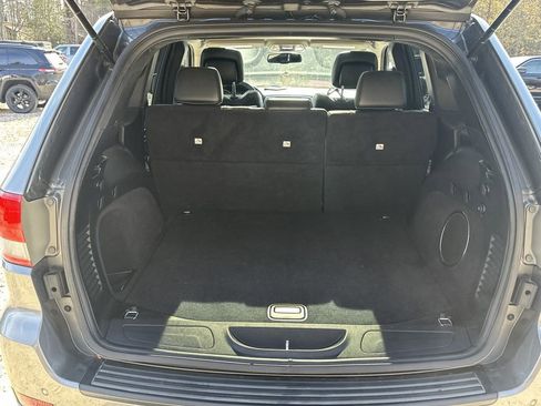 Used 2012 Jeep Grand Cherokee Laredo image 19