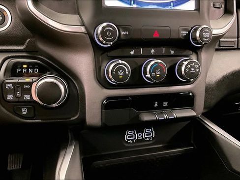 Used 2024 RAM 1500 Big Horn image 31