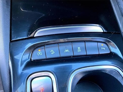 Used 2023 Buick Envision Essence image 15