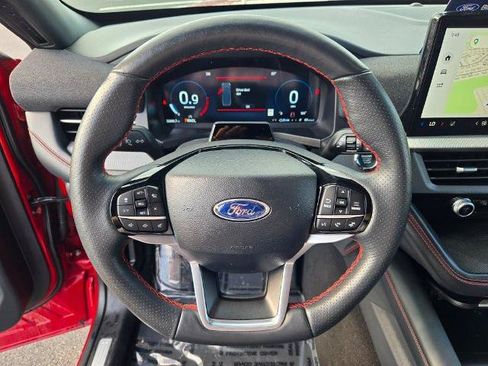 Certified 2025 Ford Explorer ST-Line AWD/4WD image 38