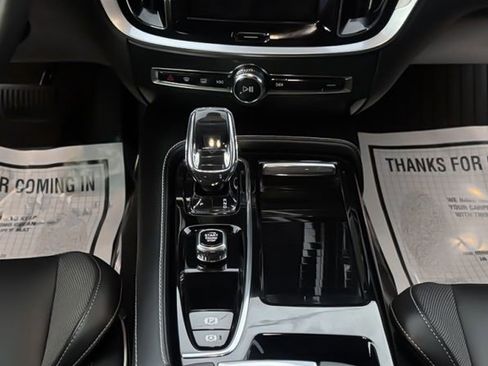 Used 2024 Volvo S60 T8 Ultimate image 17