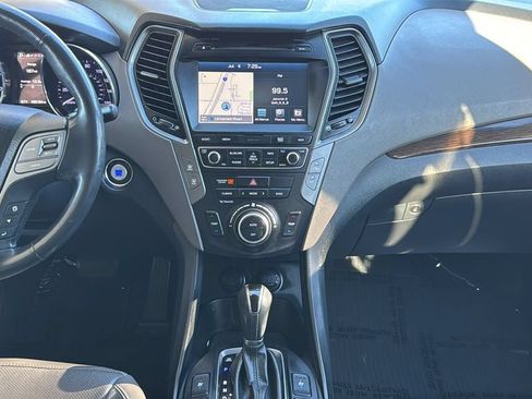 Used 2017 Hyundai Santa Fe Sport FWD image 9