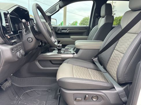 New 2026 Chevrolet Silverado 1500 ZR2 AWD/4WD image 16