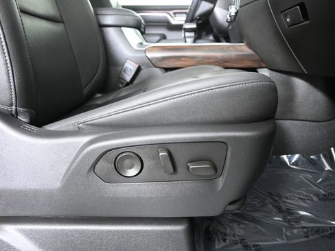 Used 2022 GMC Sierra 1500 SLT w/ SLT Convenience Package image 15