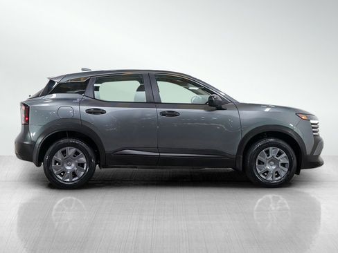 Used 2025 Nissan Kicks S FWD image 6