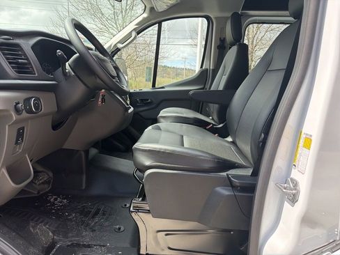 New 2025 Ford Transit 250 Low Roof w/ Load Area Protection Package RWD image 19
