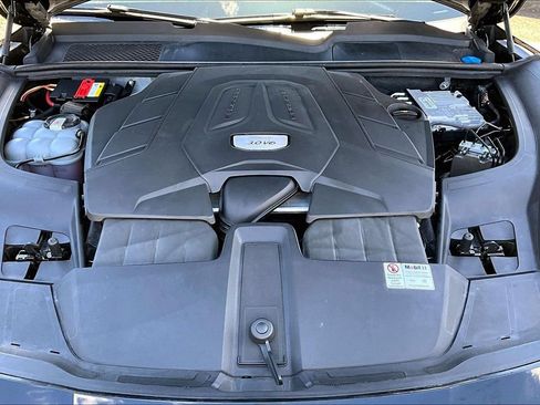 Used 2019 Porsche Cayenne AWD/4WD image 29