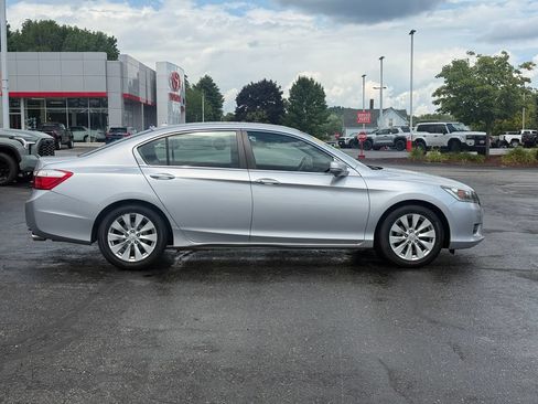 Used 2015 Honda Accord EX-L image 7