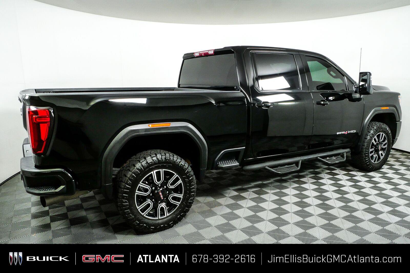 Used 2022 GMC Sierra 2500 AT4 w/ Gooseneck/5TH Wheel Package AWD/4WD image 2