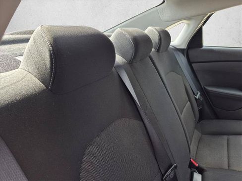 Used 2024 Kia Forte LXS w/ LXS Technology Package FWD image 13