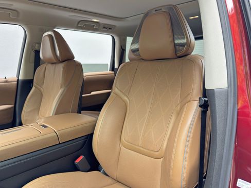 Used 2025 INFINITI QX80 Sensory w/ Exterior Package AWD/4WD image 39