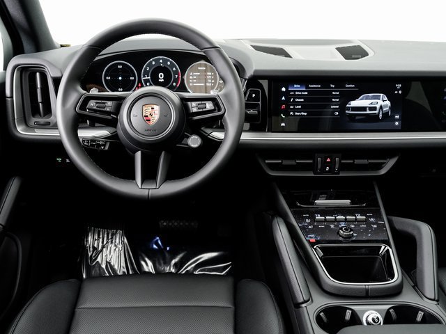 Certified 2026 Porsche Cayenne AWD/4WD image 17