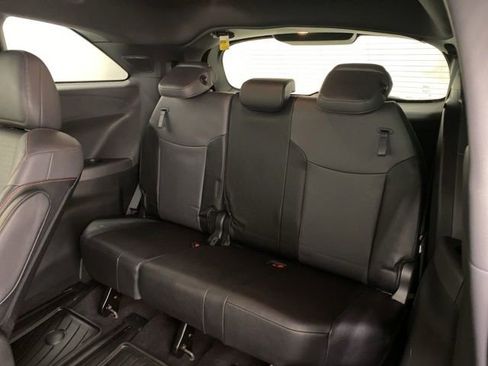 Used 2023 Toyota Sienna XSE w/ XSE Plus Package AWD/4WD image 31