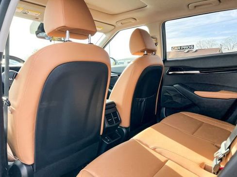 Certified 2024 Kia Seltos EX image 12