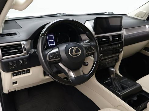 Used 2023 Lexus GX 460 Premium w/ Accessory Package AWD/4WD image 15