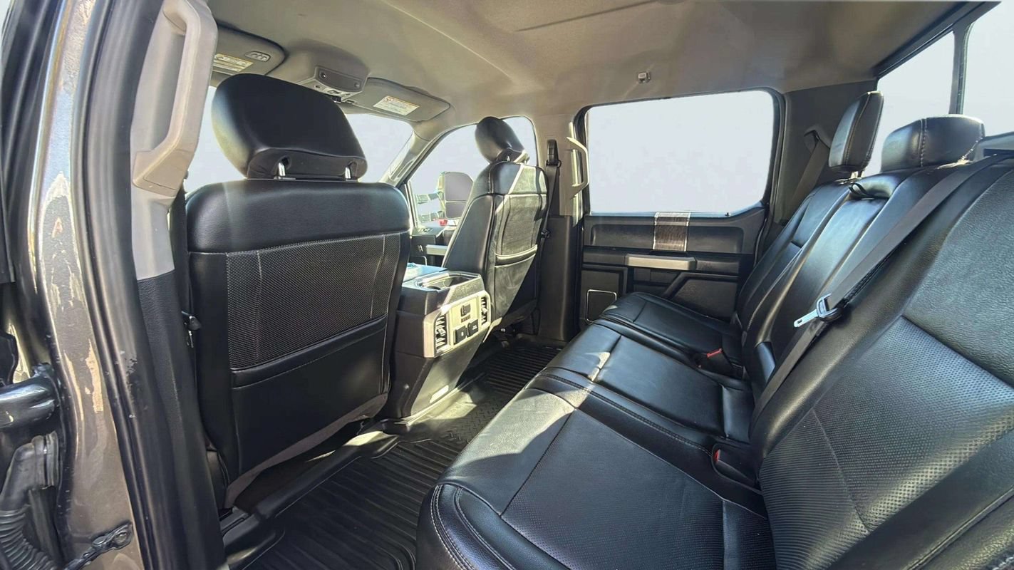 Used 2019 Ford F350 Lariat w/ Lariat Value Package AWD/4WD image 18