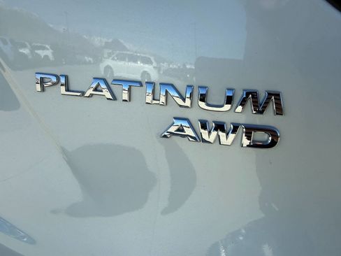 Used 2024 Nissan Murano Platinum w/ Cargo Package image 10