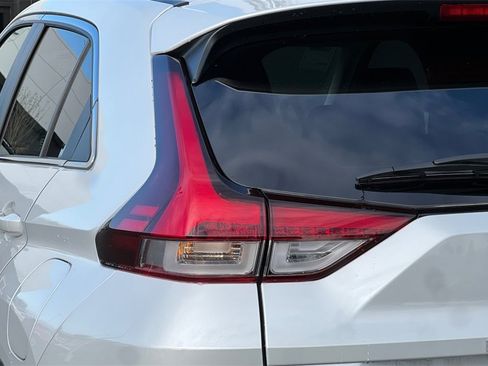 New 2025 Mitsubishi Eclipse Cross SE image 27