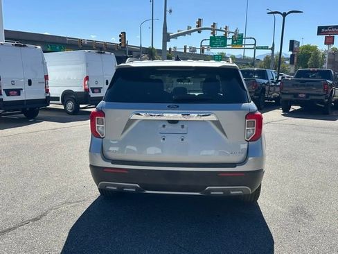 Used 2024 Ford Explorer XLT w/ Equipment Group 202A AWD/4WD image 6