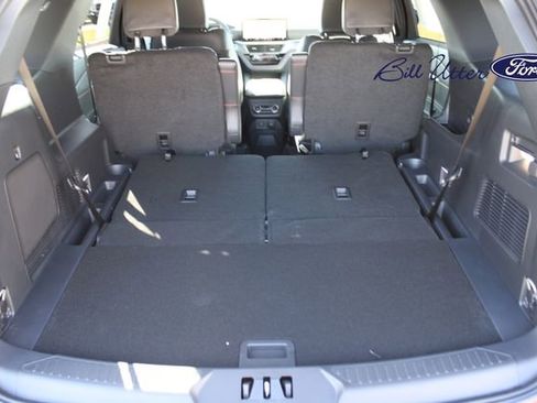 New 2026 Ford Explorer ST-Line w/ ST-Line Street Pack image 7