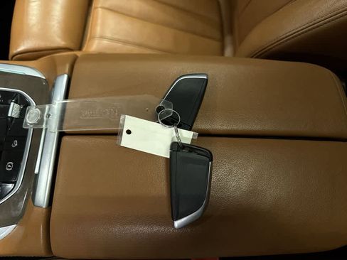 Used 2022 BMW X5 xDrive45e w/ Climate Comfort Package image 36