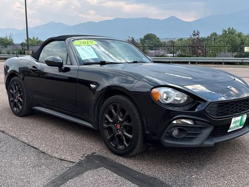 Used 2019 FIAT 124 Spider Abarth w/ Convenience Group RWD image 18