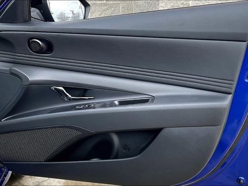 New 2025 Hyundai Elantra SEL image 26