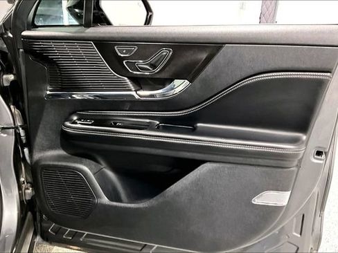 Used 2022 Lincoln Corsair AWD w/ Elements Package image 36