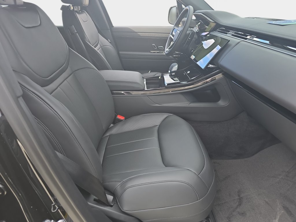 New 2026 Land Rover Range Rover Sport Dynamic SE AWD/4WD image 10