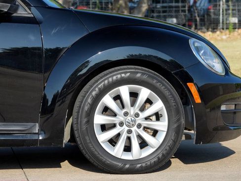 Used 2013 Volkswagen Beetle 2.5 FWD image 27