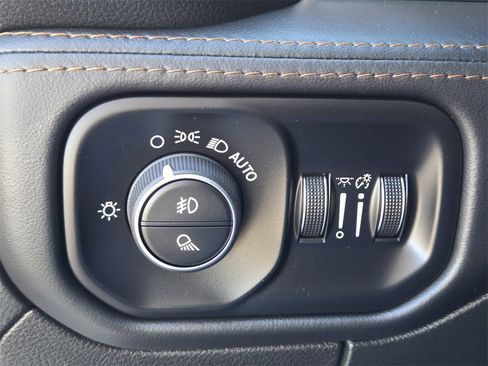 Used 2021 RAM 1500 Limited image 25