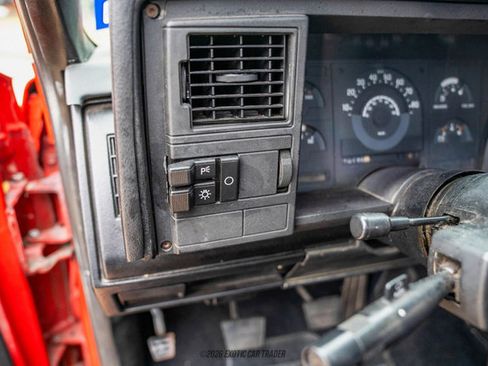 Used 1989 GMC Sierra 1500 2WD Regular Cab image 40