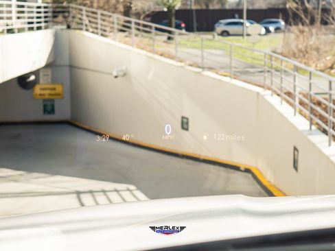 Used 2018 Lincoln Navigator Select w/ Technology Package image 33