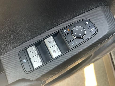 Used 2023 Mitsubishi Outlander ES AWD/4WD image 16