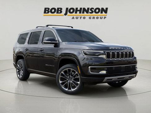 New 2025 Jeep Wagoneer Series III w/ Premium Group I AWD/4WD image 1