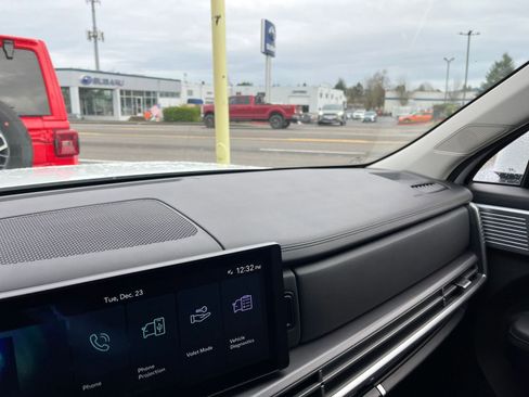 Used 2025 Hyundai Santa Fe SEL image 38