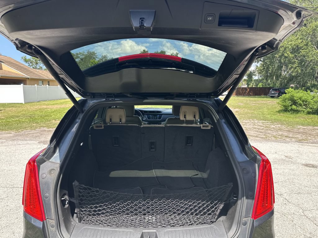 Used 2019 Cadillac XT5 FWD image 14