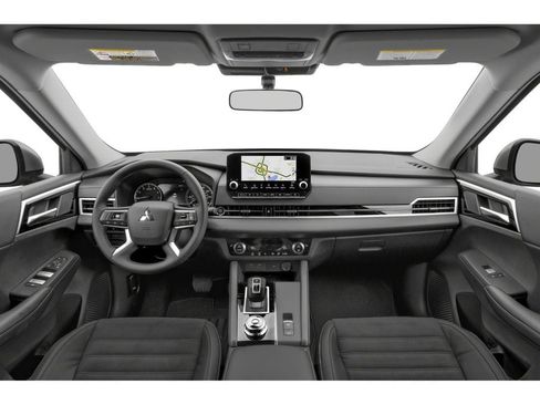 Used 2024 Mitsubishi Outlander AWD image 5