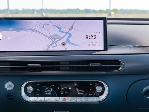 New 2026 Genesis GV60 Advance AWD/4WD image 9