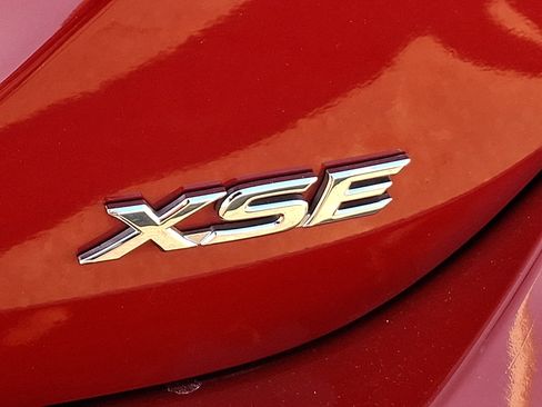 Used 2021 Toyota Camry XSE image 31