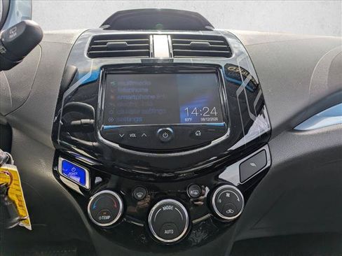 Used 2014 Chevrolet Spark LT FWD image 13