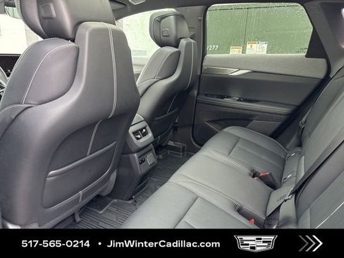 Certified 2025 Cadillac Optiq Luxury 2 w/ LPO, Floor Liner Package image 7