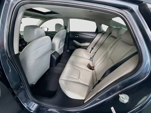 Certified 2024 Honda Accord EX image 21