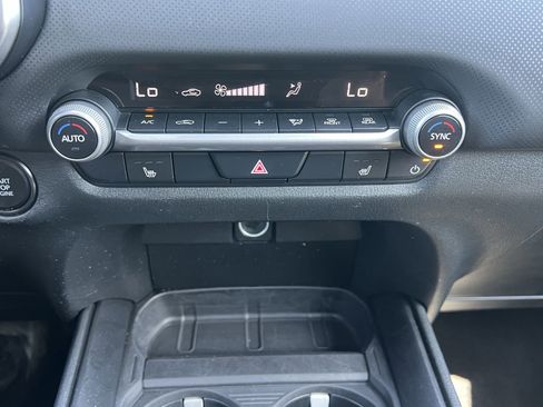 Used 2024 MAZDA CX-50 AWD 2.5 S w/ Preferred Package image 7